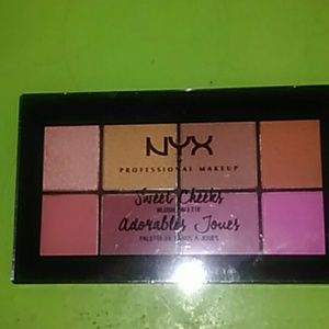 *3 for 30 BUNDLE* Nyx Sweet Cheeks Blush Palette